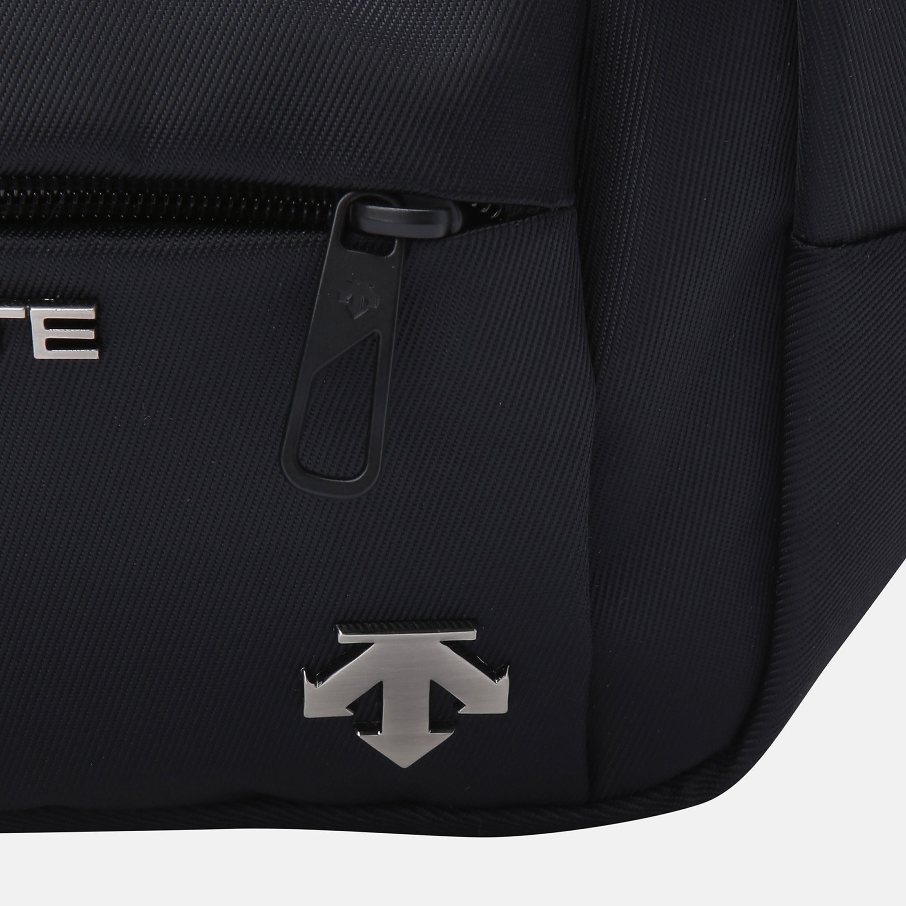 SPORTS BASIC PREMIUM HIP SACK 中性 腰包