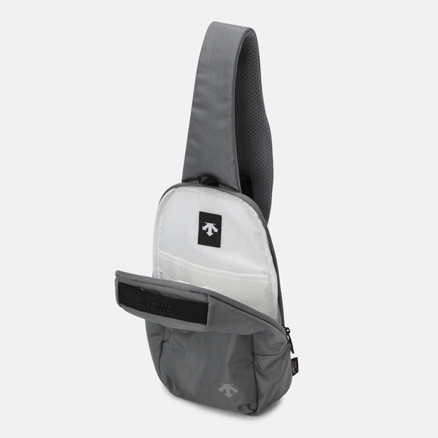 SPORTS BASIC LIGHTWEIGHT SLINGBACK M 中性 運動側背包