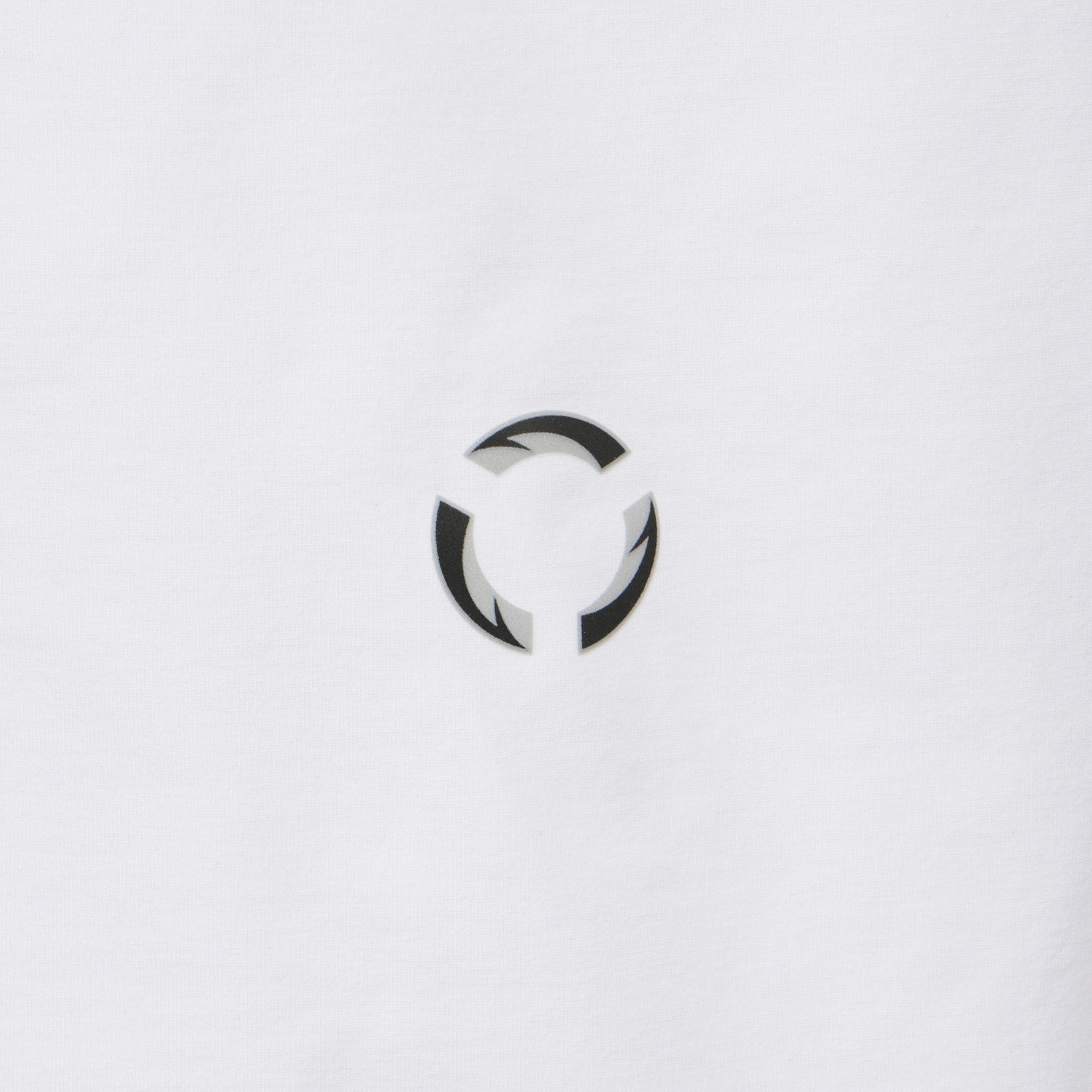 ENGINEERED MESH OVER-FIT SHORT-SLEEVE T-SHIRT 中性 運動上衣