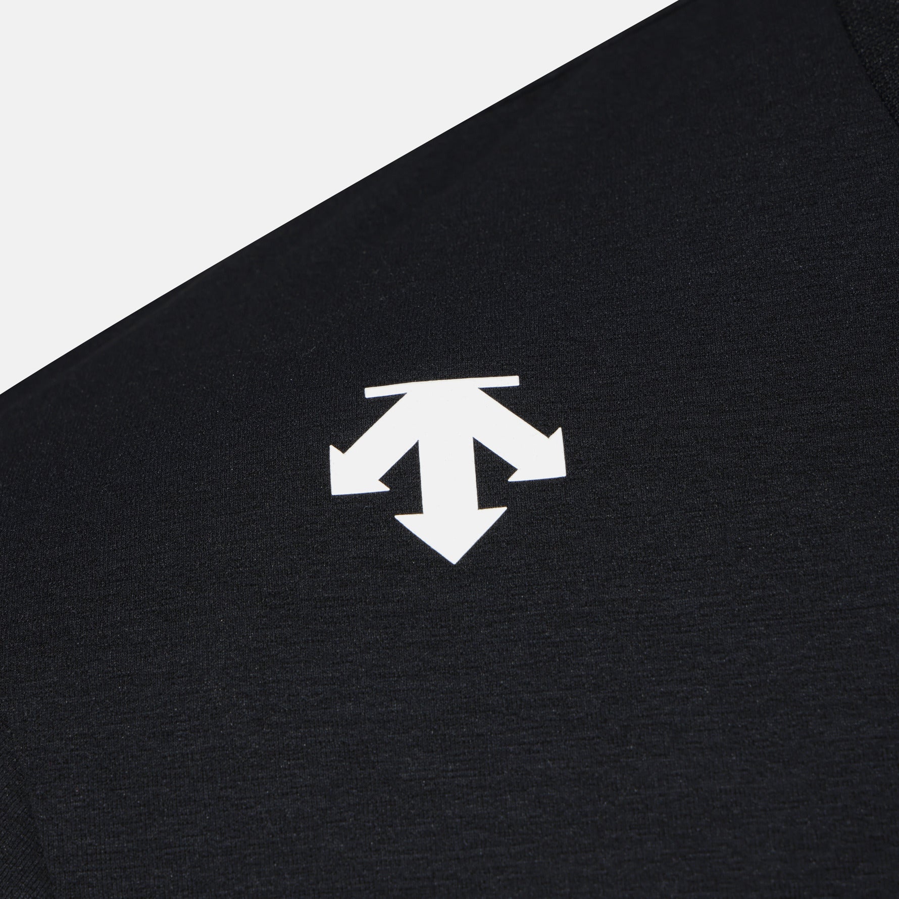 SHORT SLEEVE T-SHIRTS 男士 運動上衣