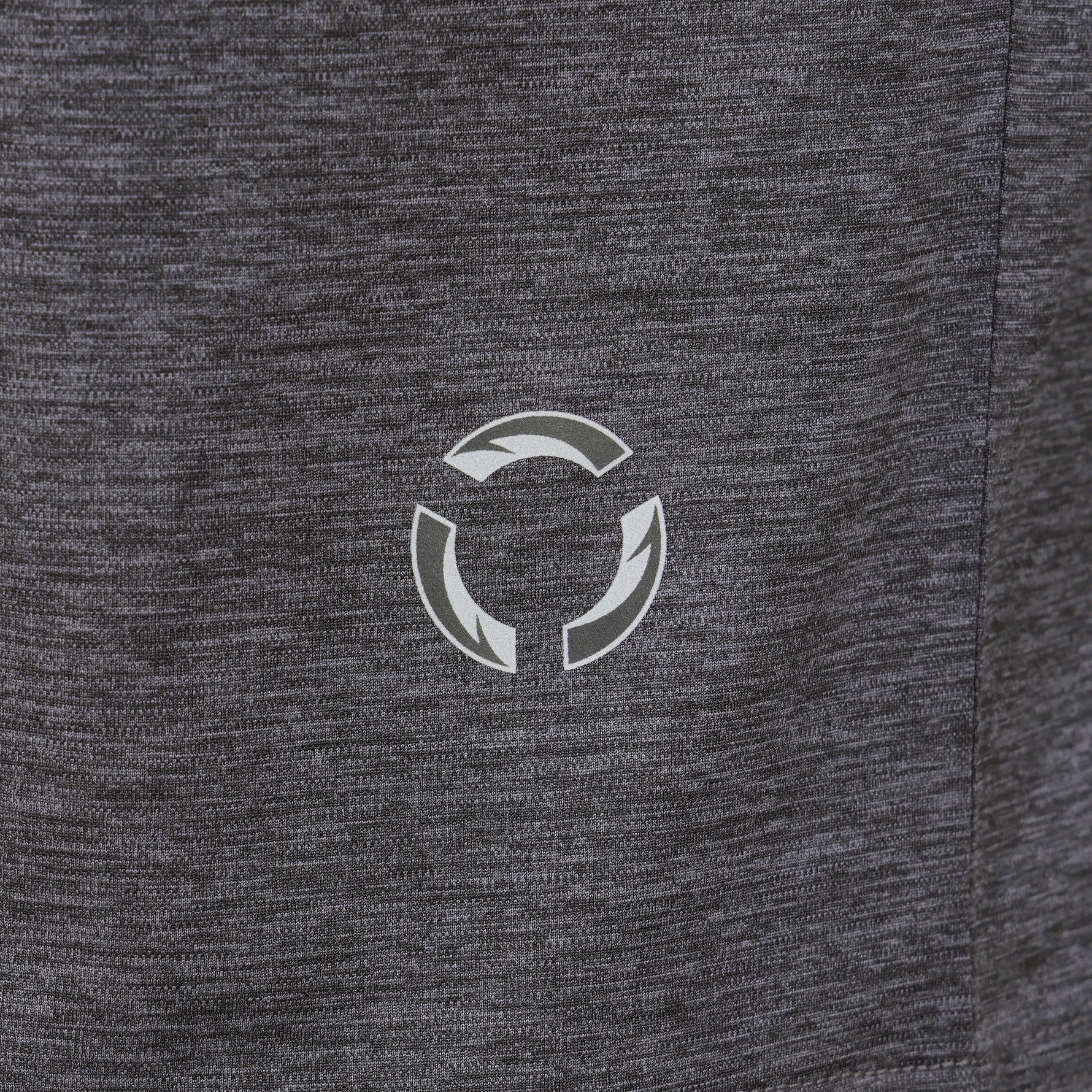 RUNNING ESSENCIAL LONG SLEEVE T-SHIRTS 男士 運動上衣