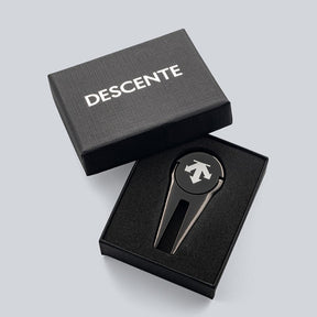 DESCENTE聯名Xander系列 GREEN FORK MARKER 中性 高爾夫球標