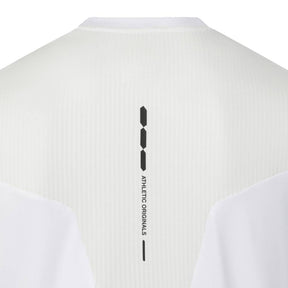 BACK GRAPHIC SHORT SLEEVE T-SHIRTS 中性 運動上衣
