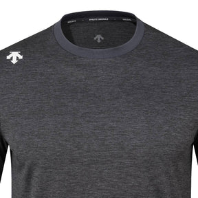 RUNNING ESSENCIAL LONG SLEEVE T-SHIRTS 男士 運動上衣