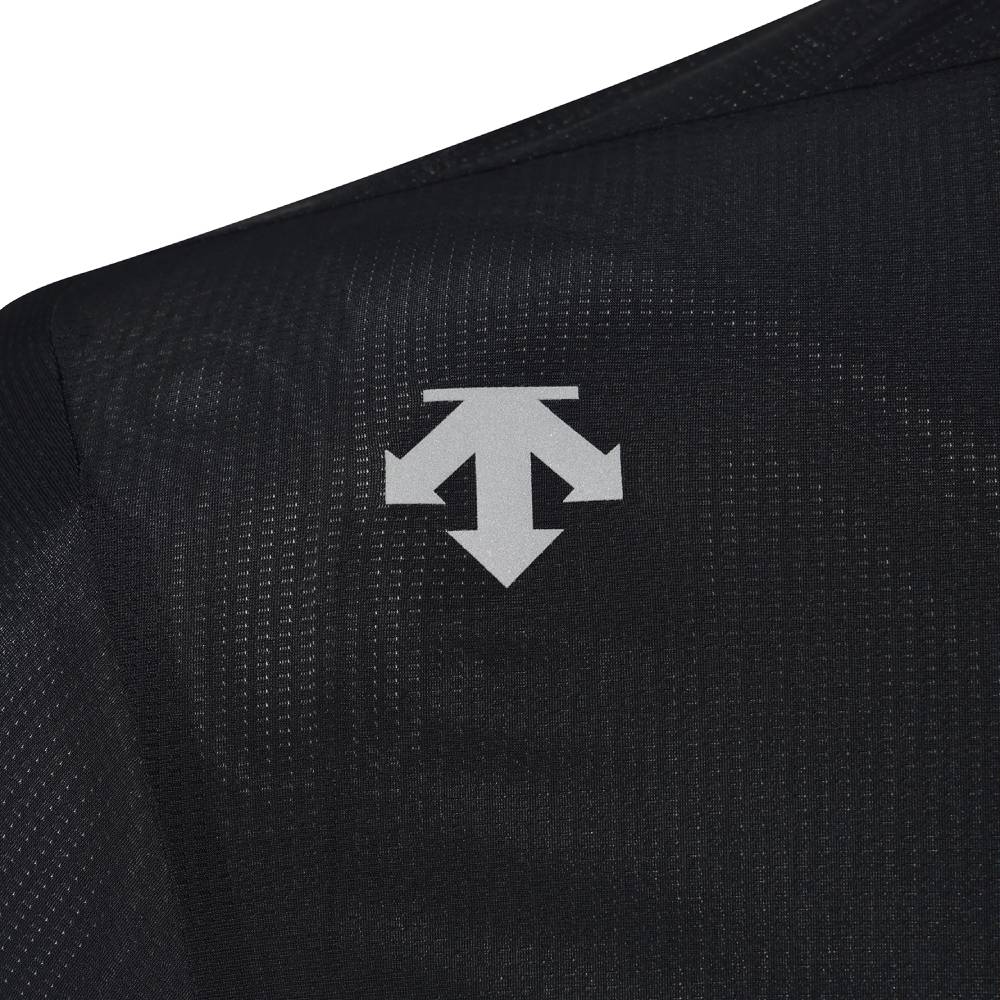 ENGINEERED LONG-SLEEVE T-SHIRT 男士 運動上衣