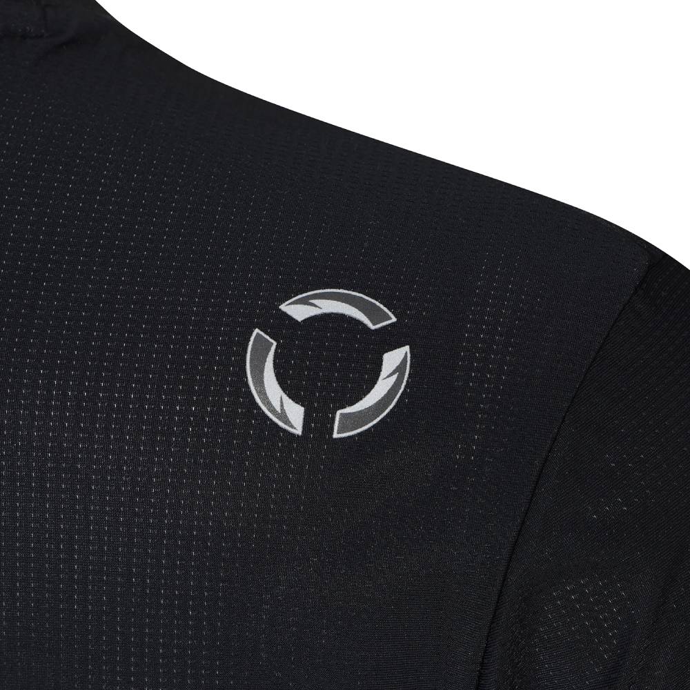ENGINEERED LONG-SLEEVE T-SHIRT 男士 運動上衣