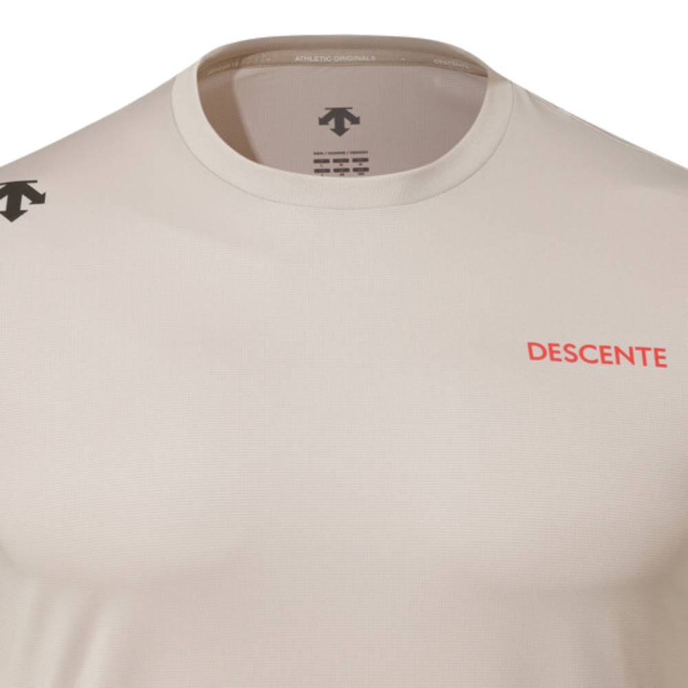 ESSENTIAL SHORT-SLEEVE T-SHIRT 女士 運動上衣