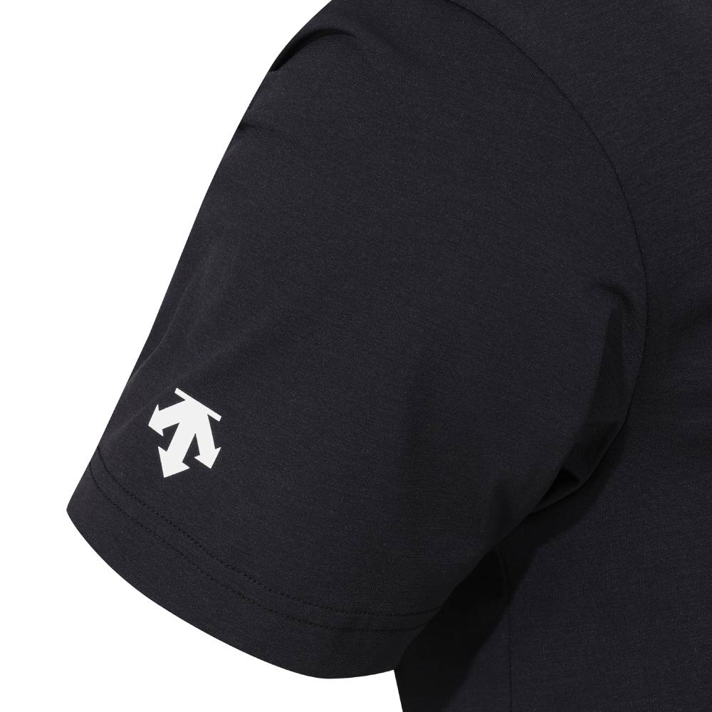 ENGINEERED MESH OVER-FIT SHORT-SLEEVE T-SHIRT 中性 運動上衣
