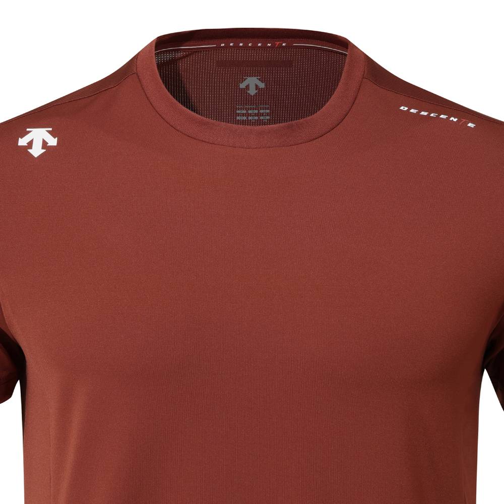 STANDARD SHORT SLEEVE T-SHIRTS 男士 運動上衣