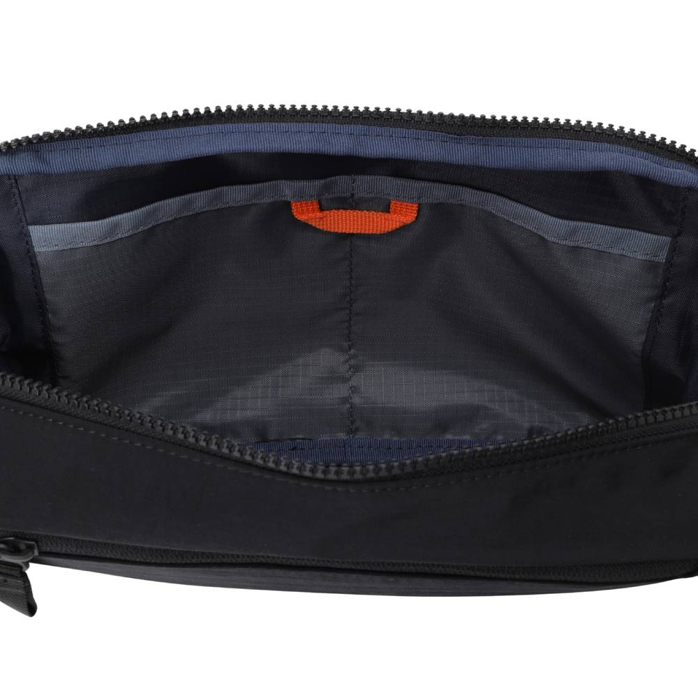 ESSENTIAL UTILITY BODY SLING BAG 中性 運動腰包
