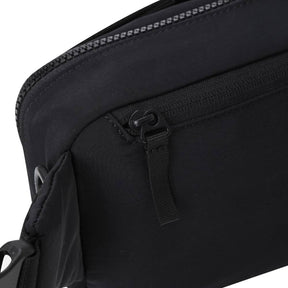 ESSENTIAL UTILITY BODY SLING BAG 中性 運動腰包