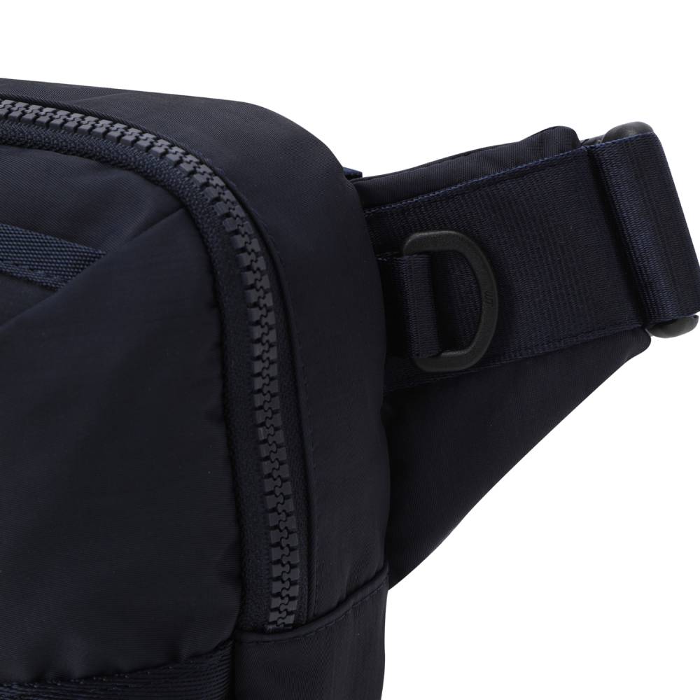 ESSENTIAL UTILITY BODY SLING BAG 中性 運動腰包