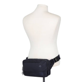 ESSENTIAL UTILITY BODY SLING BAG 中性 運動腰包