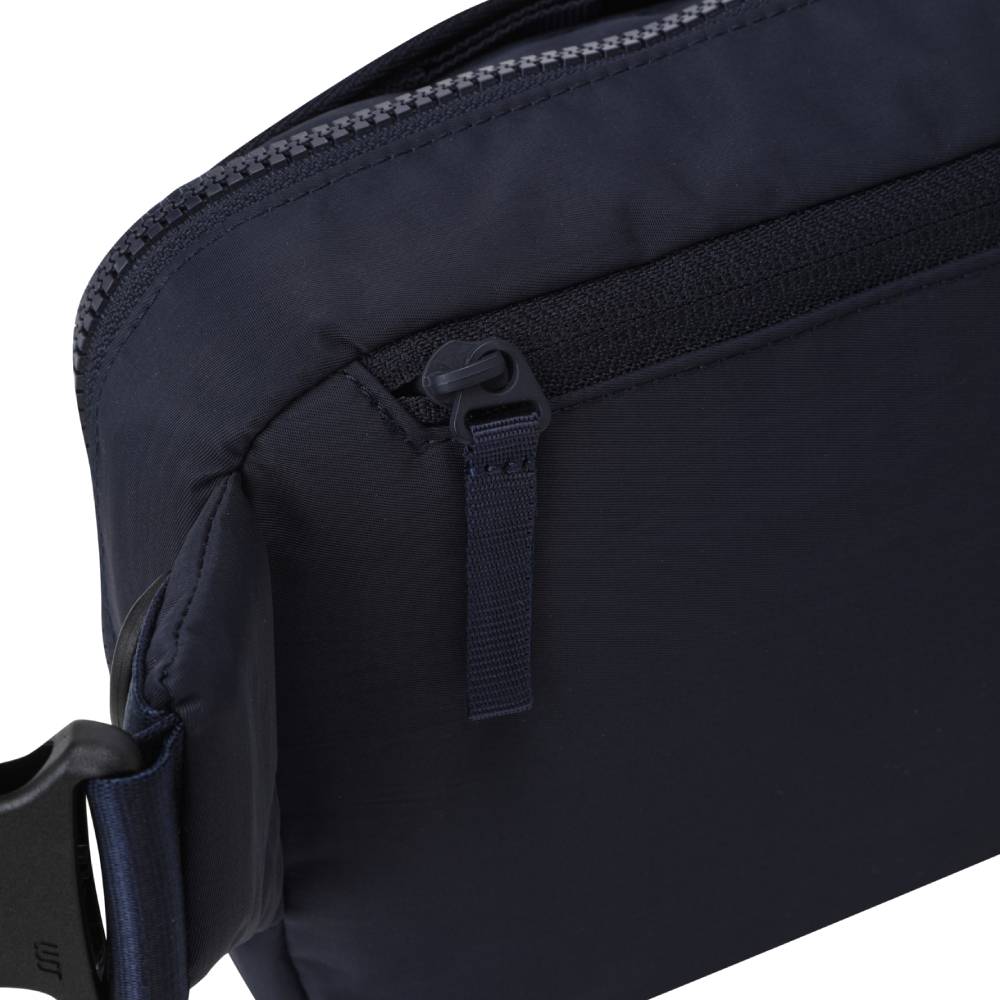 ESSENTIAL UTILITY BODY SLING BAG 中性 運動腰包