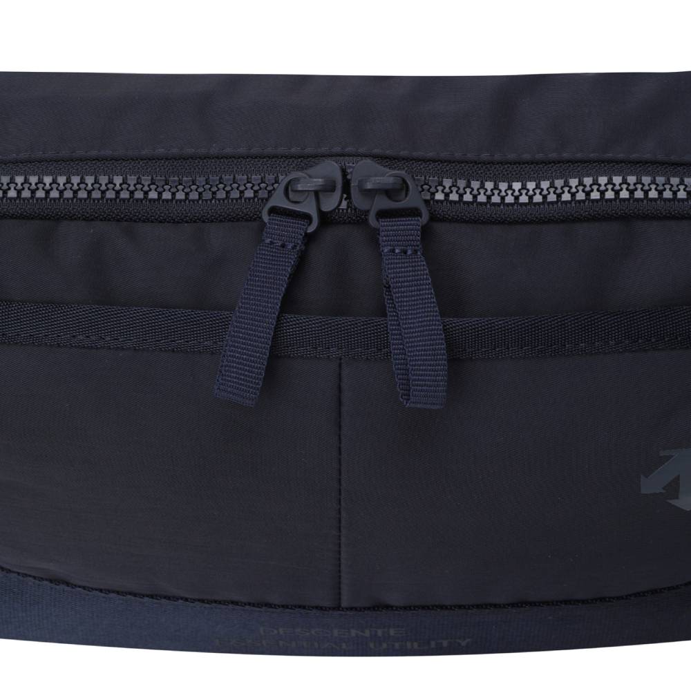 ESSENTIAL UTILITY BODY SLING BAG 中性 運動腰包