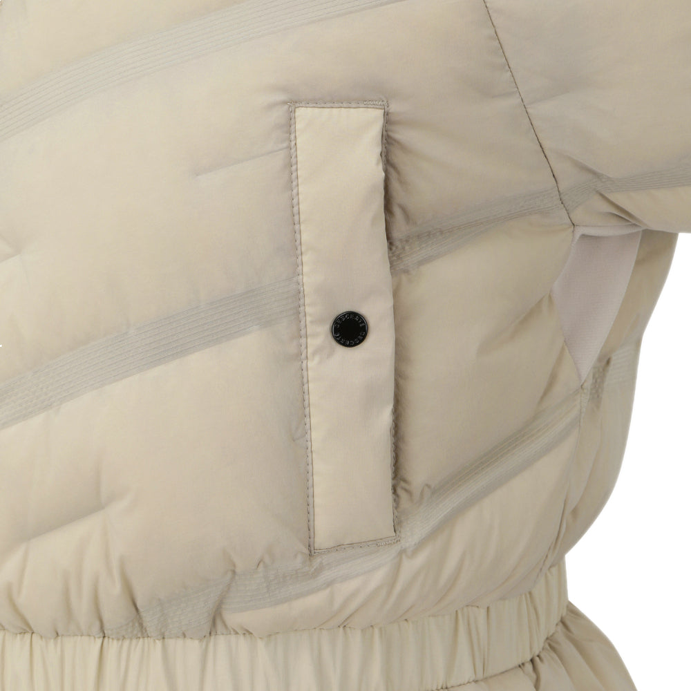 SHORT-SLEEVED TUBE-DOWN JUMPER 女士 高爾夫羽絨短袖外套