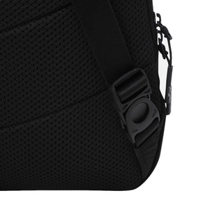 TEAMPACK SLINGBACK (GER BOBSLEIGH TEAM) 中性 運動側背包