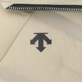 SHORT-SLEEVED TUBE-DOWN JUMPER 女士 高爾夫羽絨短袖外套