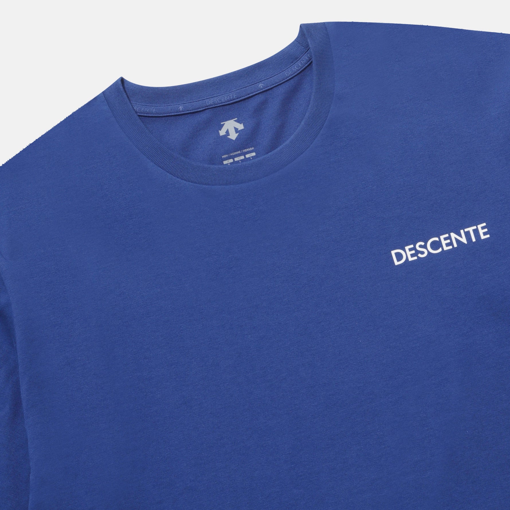 ESSENCIAL SMALL WORDING COTTON SHORT SLEEVE T-SHIRTS 男士 運動上衣