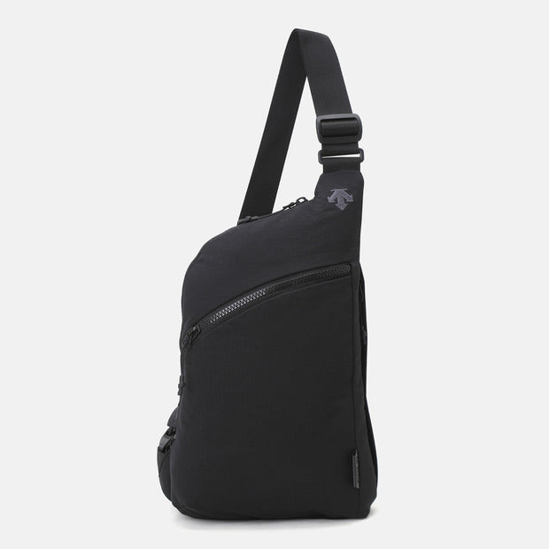 SPORTS BASIC LIGHT WEIGHT SLING BAG M 中性 運動斜背包