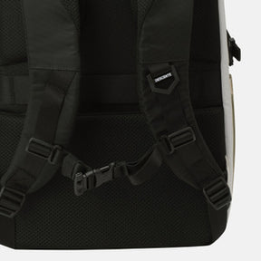 ENTER 3.0 BACKPACK (27-31L EXPANDABLE) 中性 運動後背包