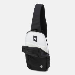 SPORTS BASIC LIGHTWEIGHT SLINGBACK M 中性 運動側背包