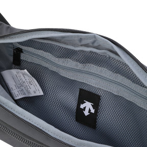 TRAVEL HIPSACK  中性 腰包