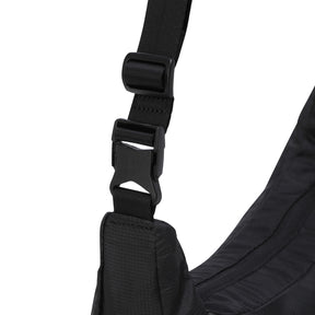 AIRY TRAVEL HALFMOON CROSS BAG 中性 健身訓練包