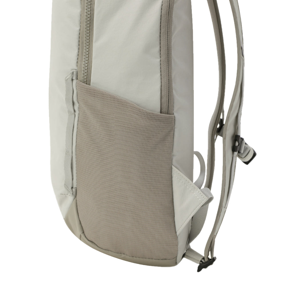 LIGHT CASUAL BACKPACK 15L 中性 訓練後背包