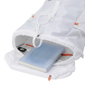 AIRY TRAVEL HOODBACKPACK 14L 中性 訓練後背包