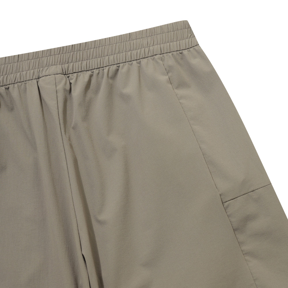 MEN AIR-STRETCH WOVEN HALF PANTS 男士 運動短褲