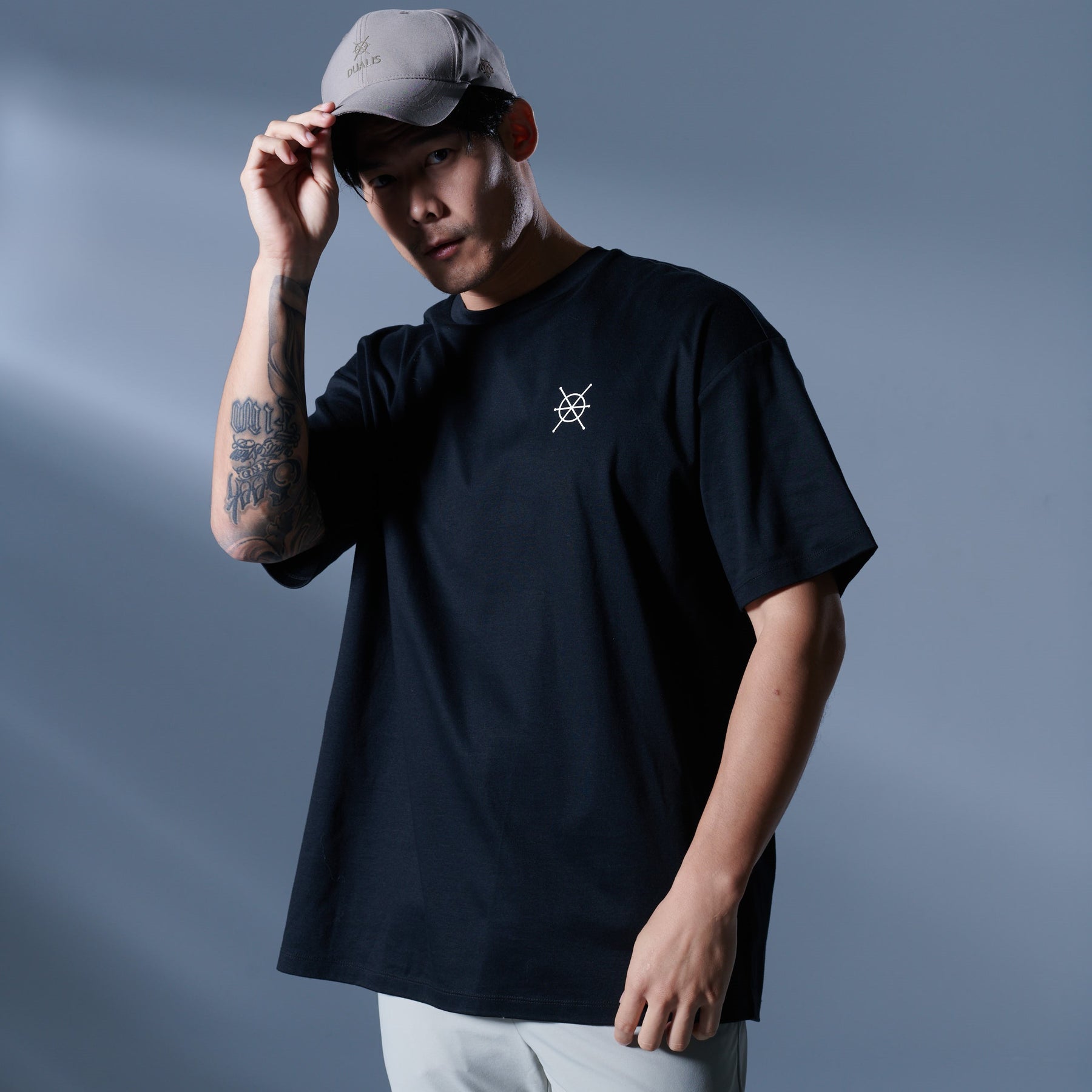 MENS CLASSY COOL GRAPHIC HALF T SHIRTS 男士 夏季背部圖案短袖上衣